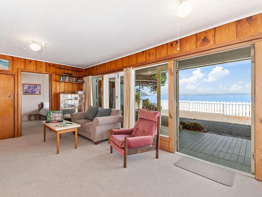 Lake Edge Cottage - Waitahanui Holiday Home Zewnętrze zdjęcie